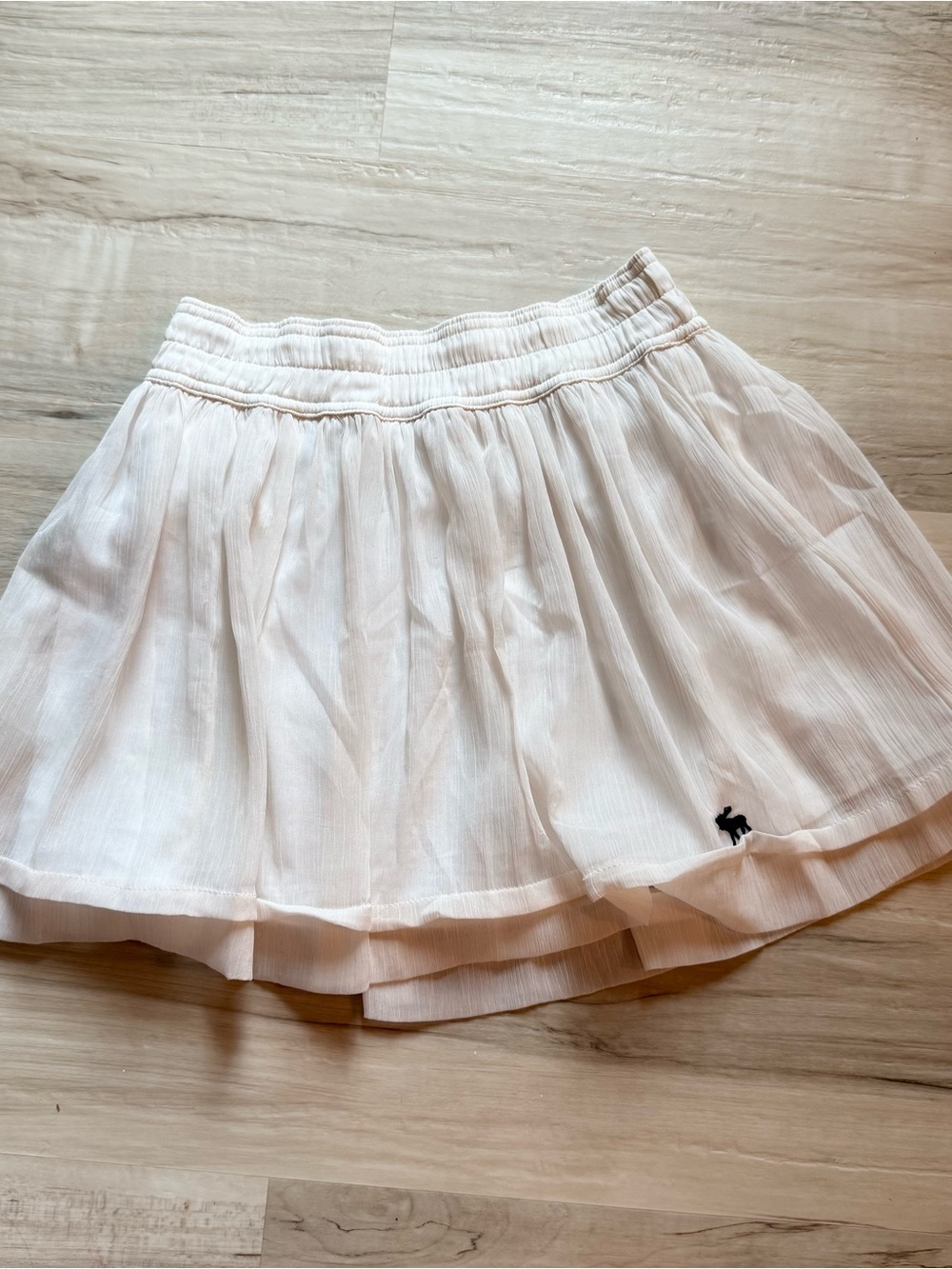 Abercrombie & Fitch White Tiered Skater Mini Skirt